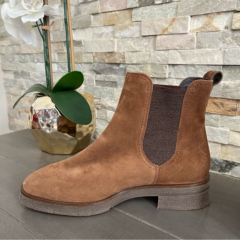 NWOB Paul Green Chelsea Boots